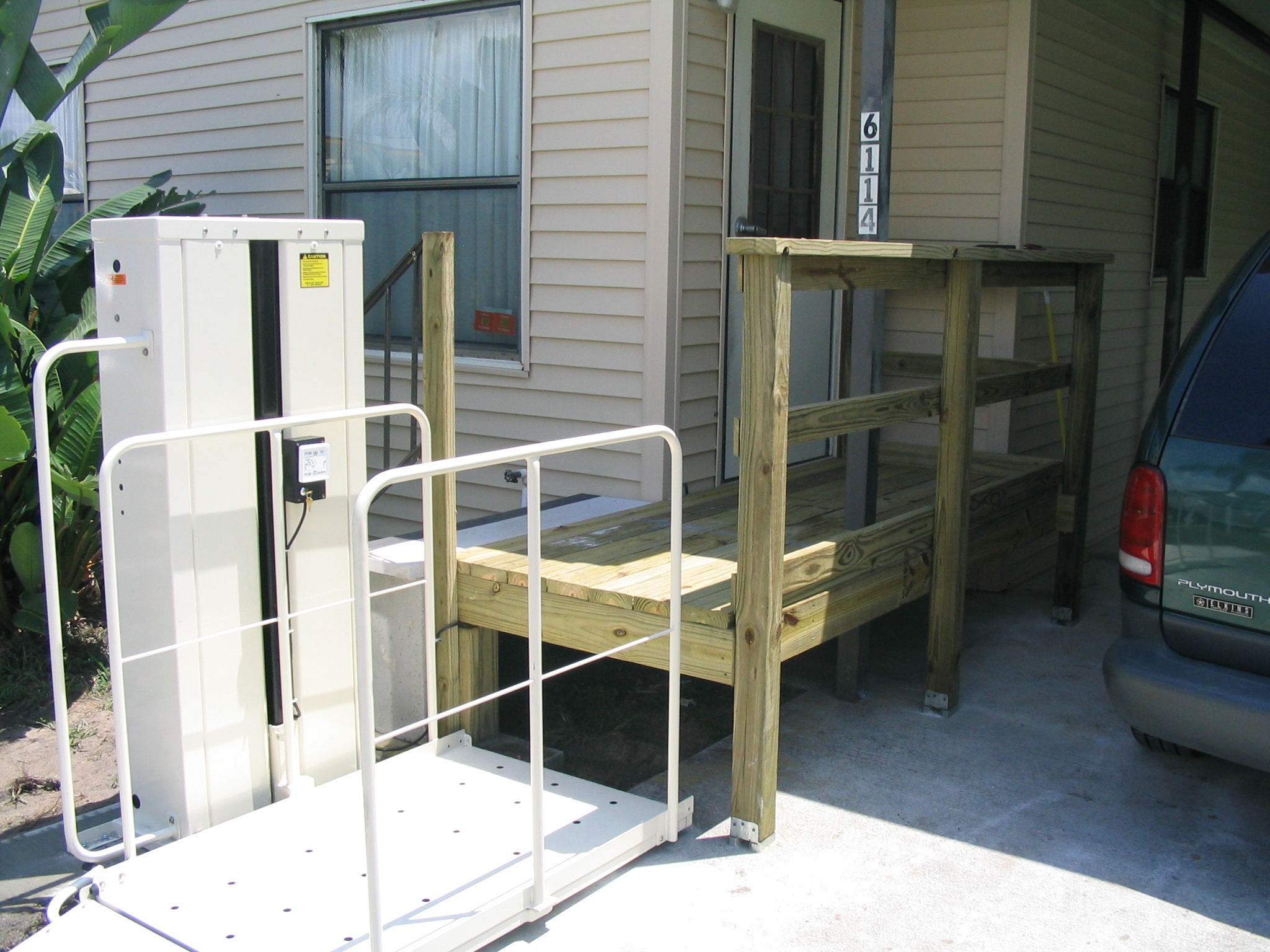 Independent Mobility - Platform lift with custom ADA deck